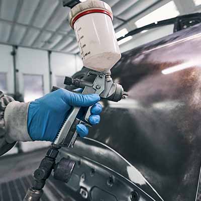 Expert Body Work on a vehicle